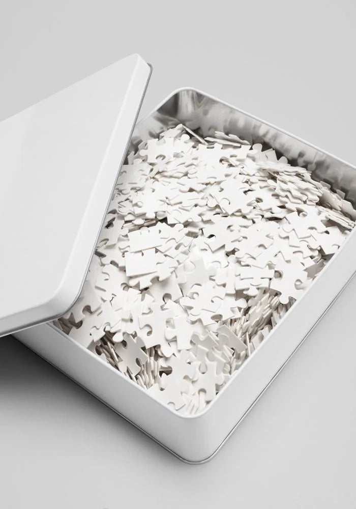 Jigsaw Puzzle with Tin